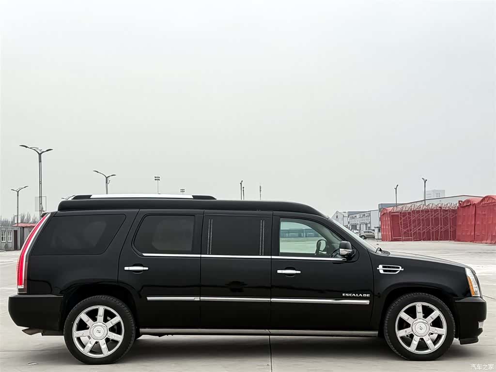 Cadillac Escalade, 2011 8