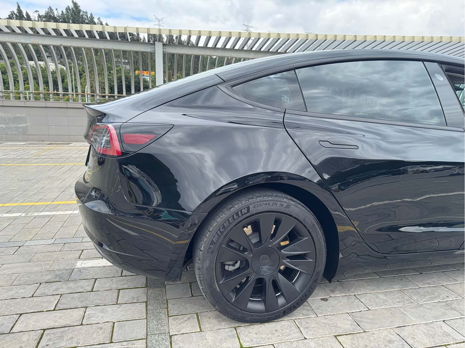 Tesla Model 3, 2023 15