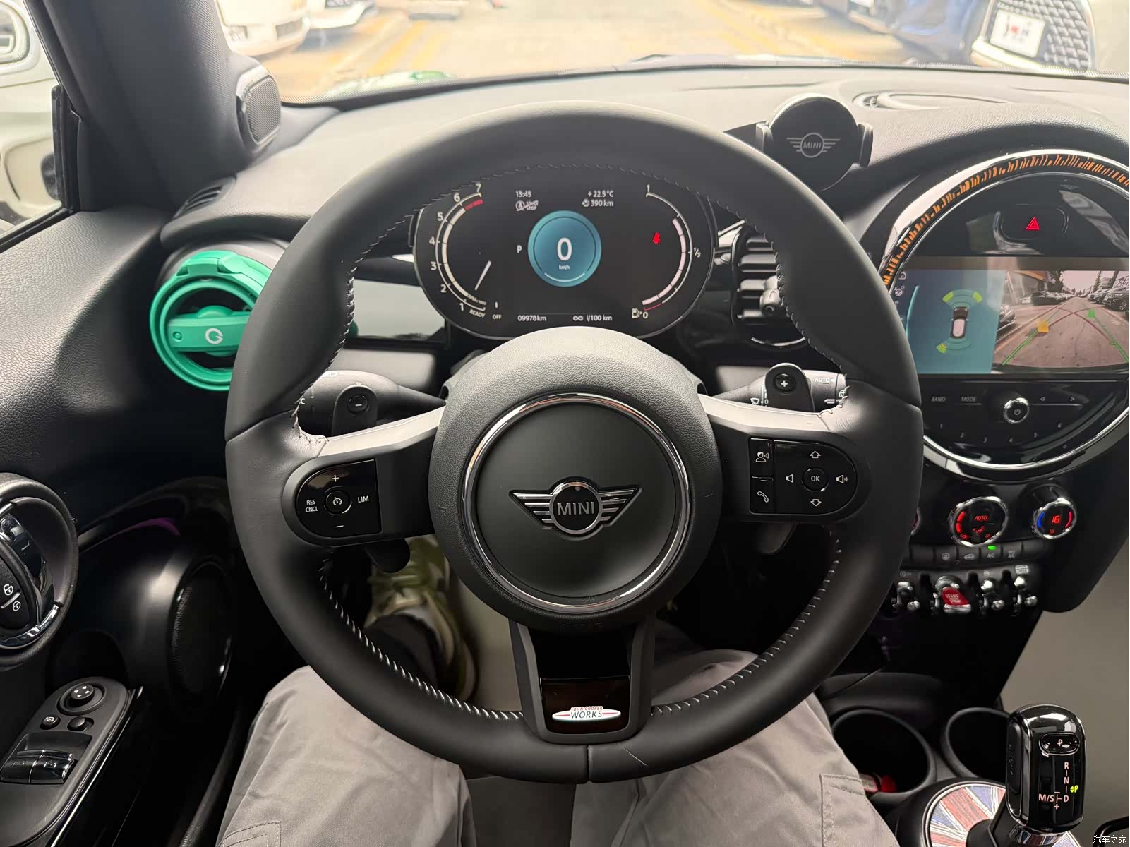 Mini Cooper, 2024 15