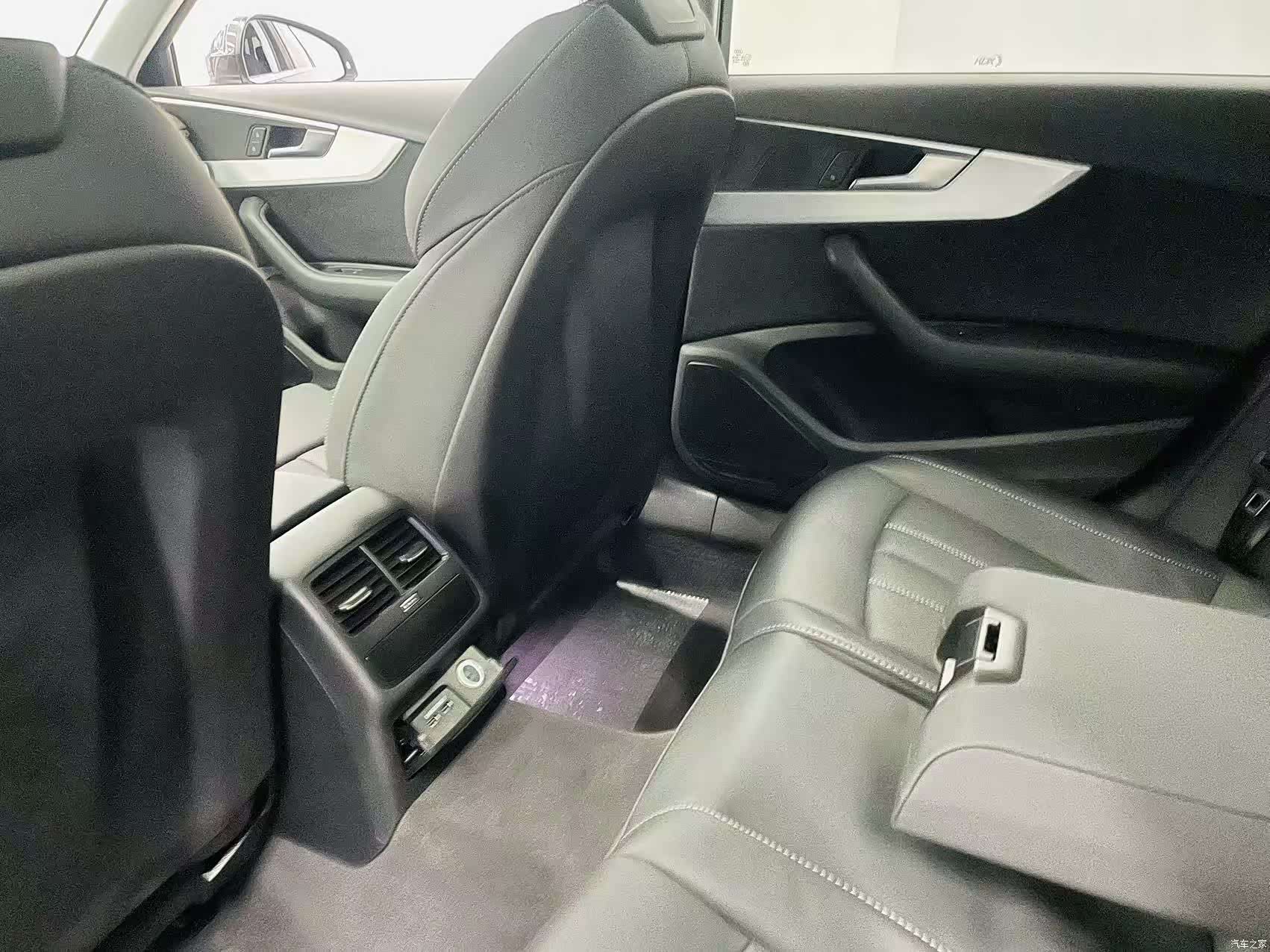 Audi A4L, 2021 11