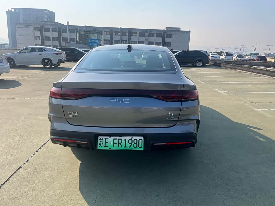 BYD Qin L