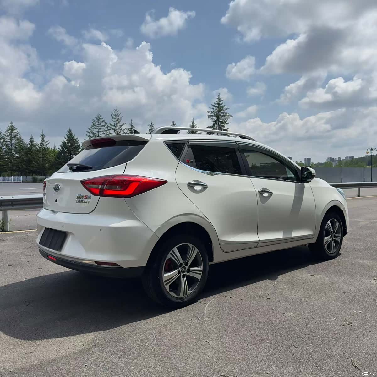 JAC S2, 2019 9