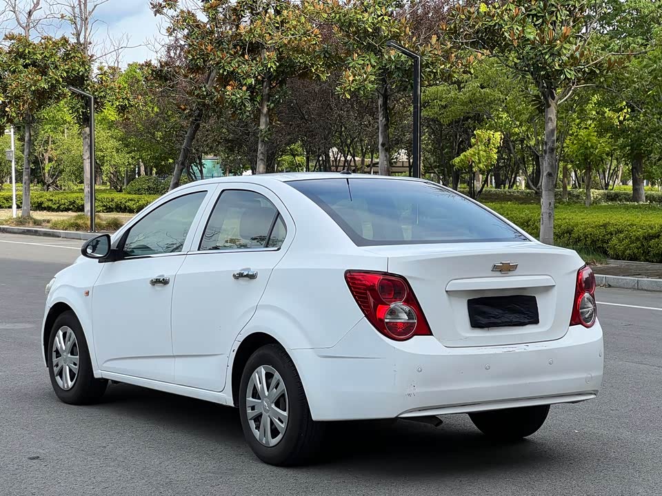 Chevrolet Aiweiou Chevrolet Aiweiou