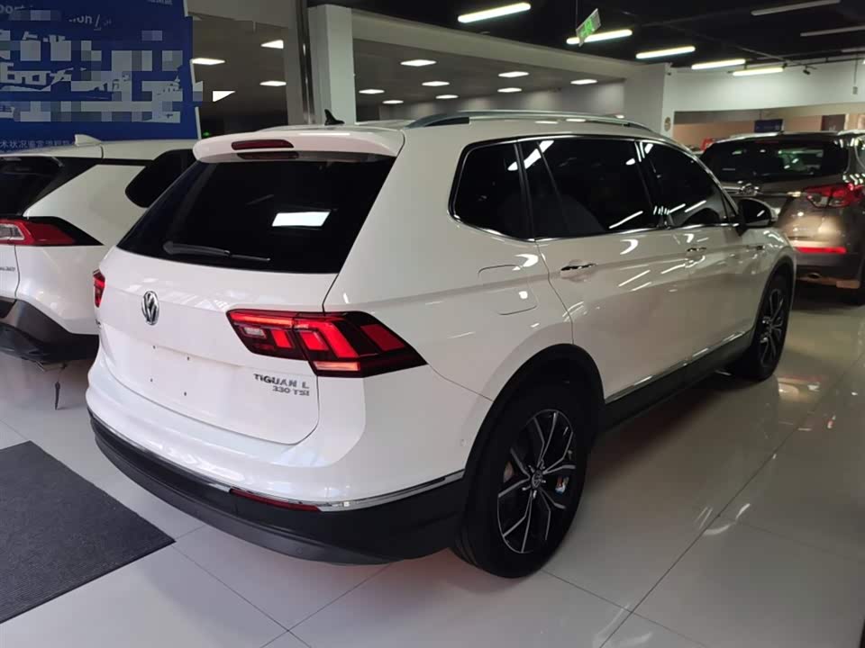 Volkswagen Tiguan L