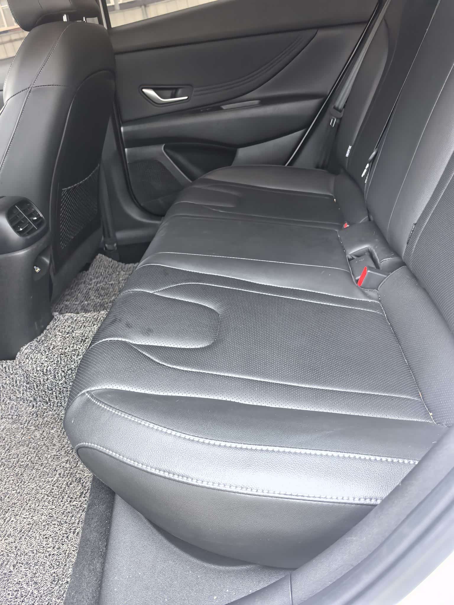 Hyundai Elantra, 2023 6