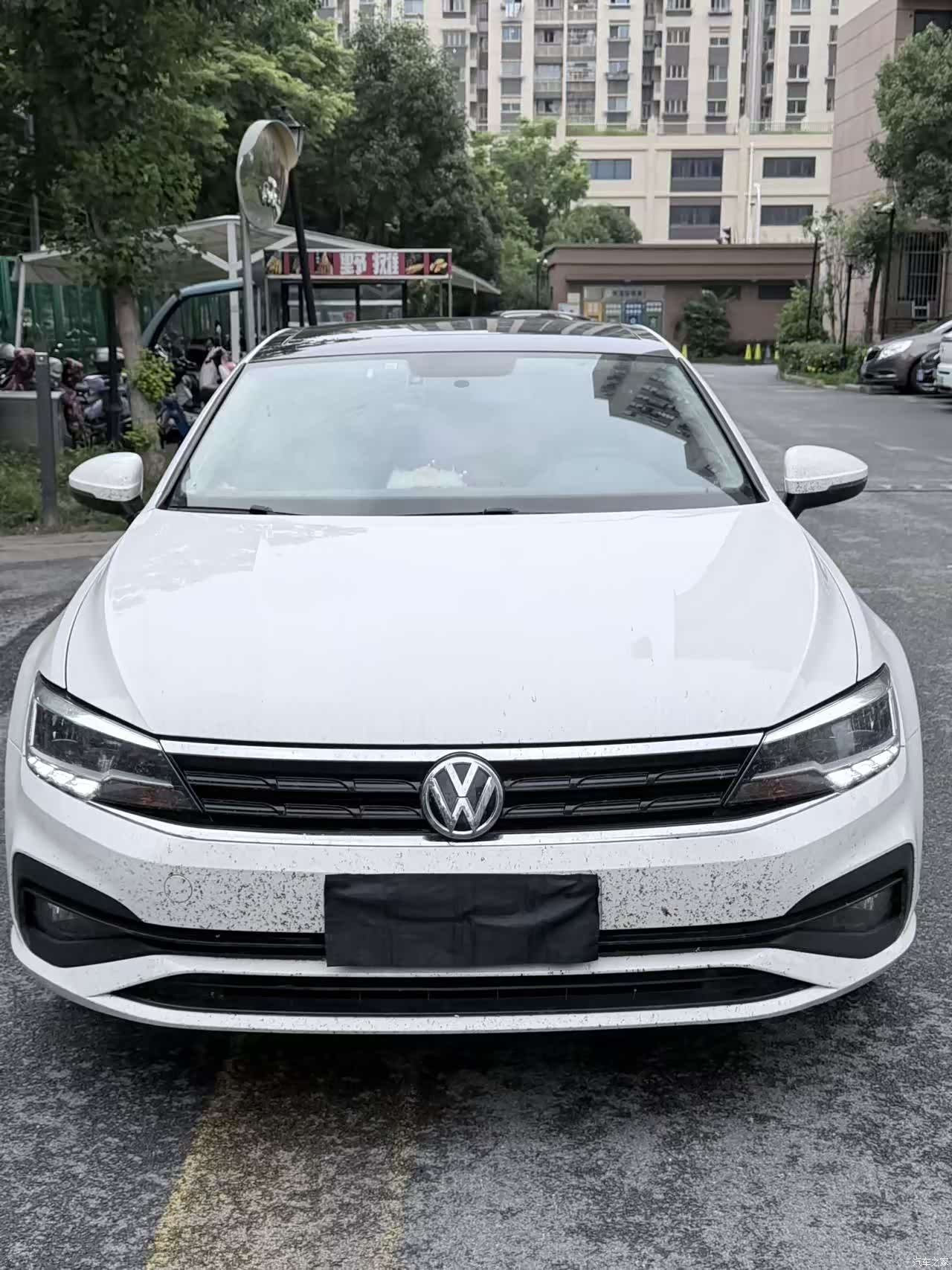 Volkswagen Lamando, 2020 3