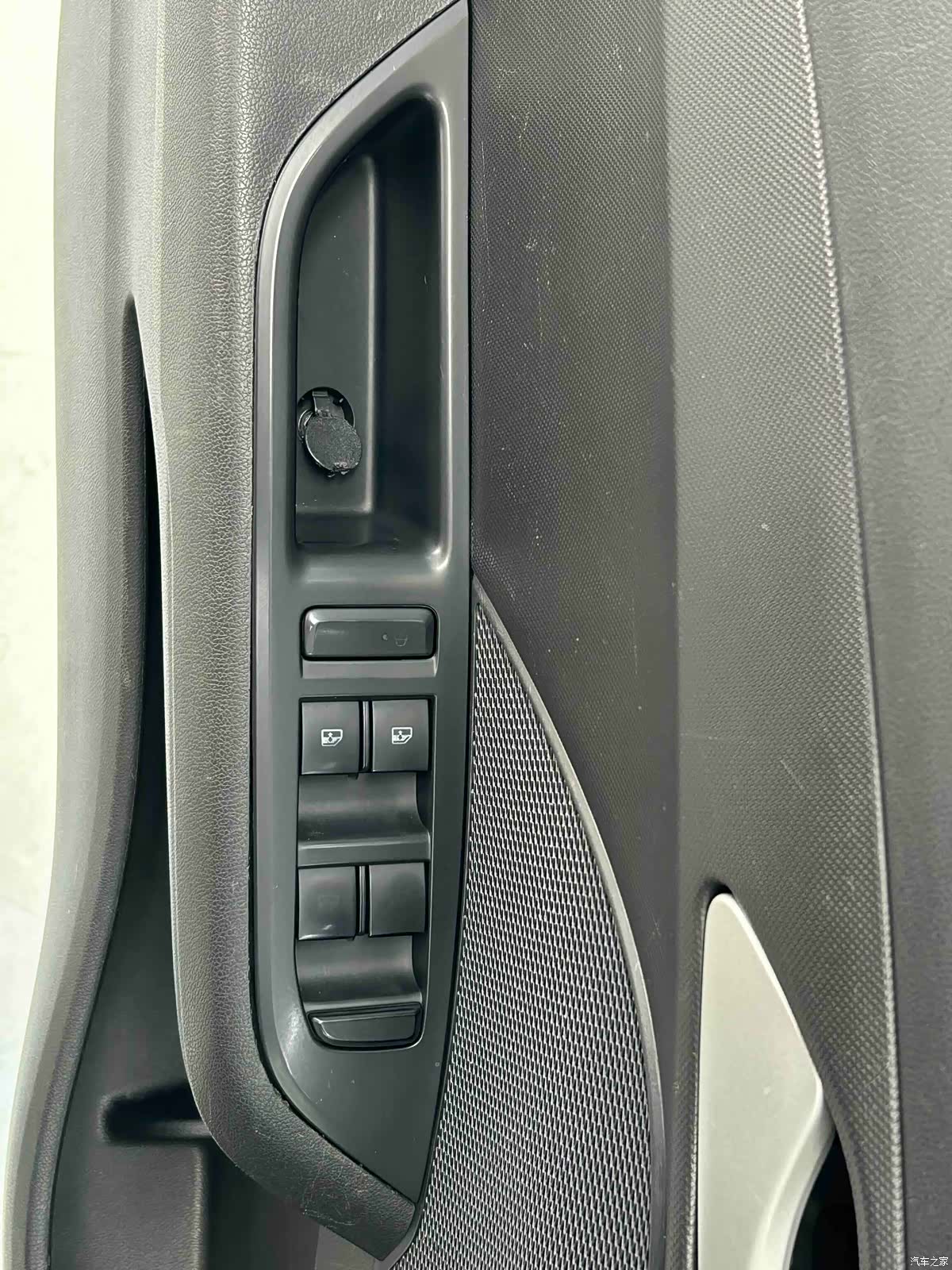 Chevrolet 320, 2019 11