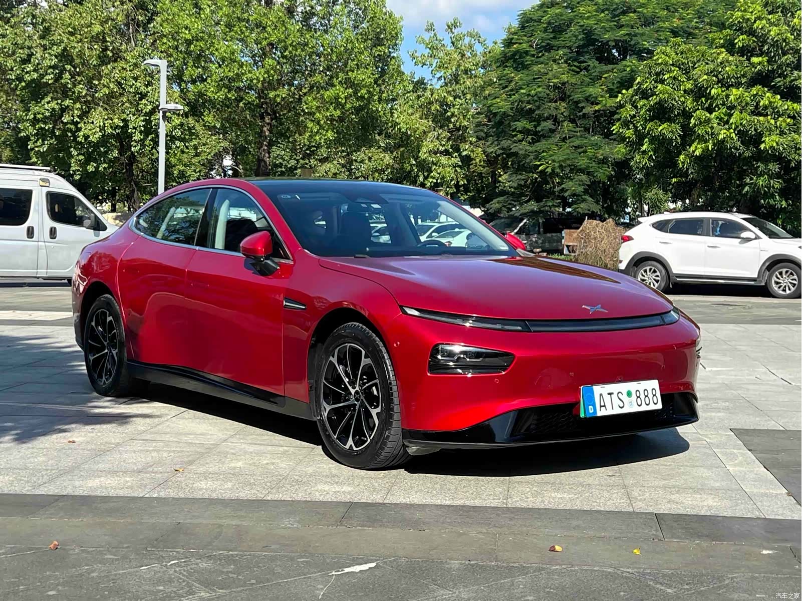 Xpeng P7, 2021 3