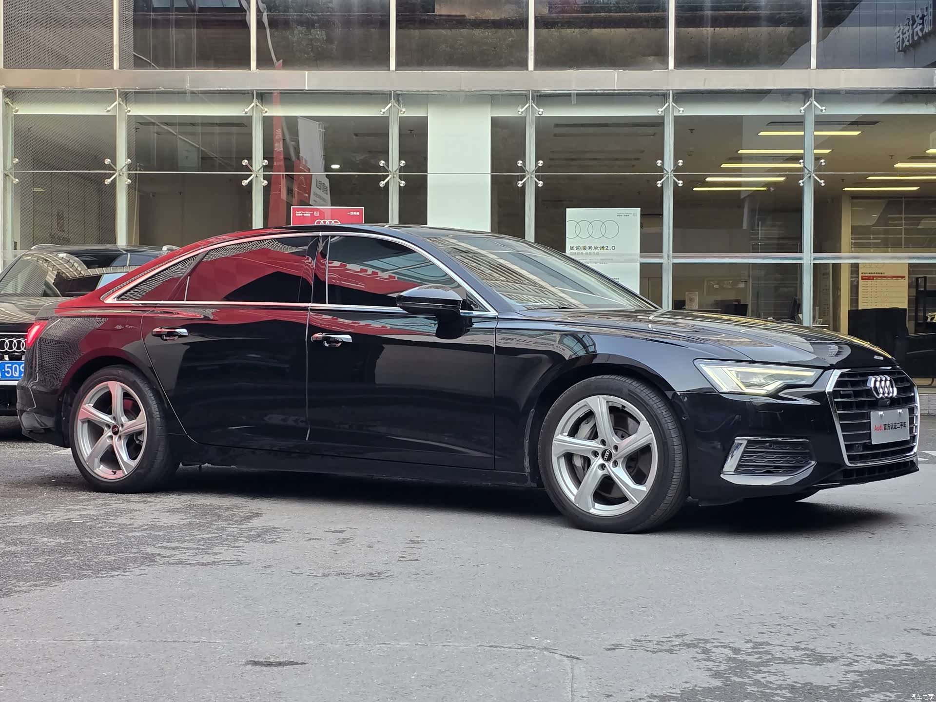 Audi A6L, 2022 3