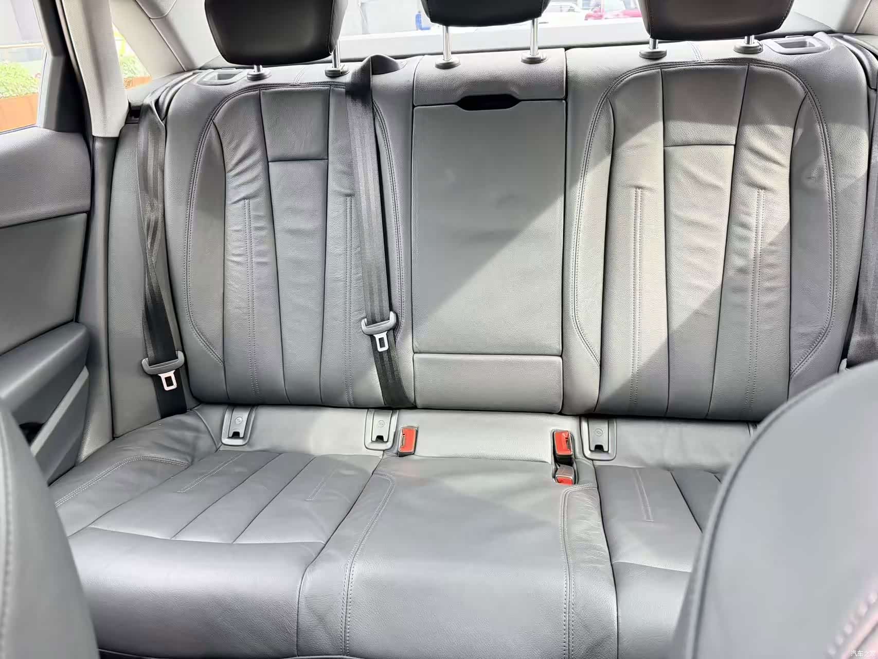 Audi A4L, 2017 15