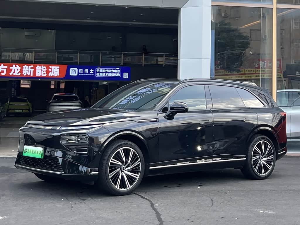 XPENG G9