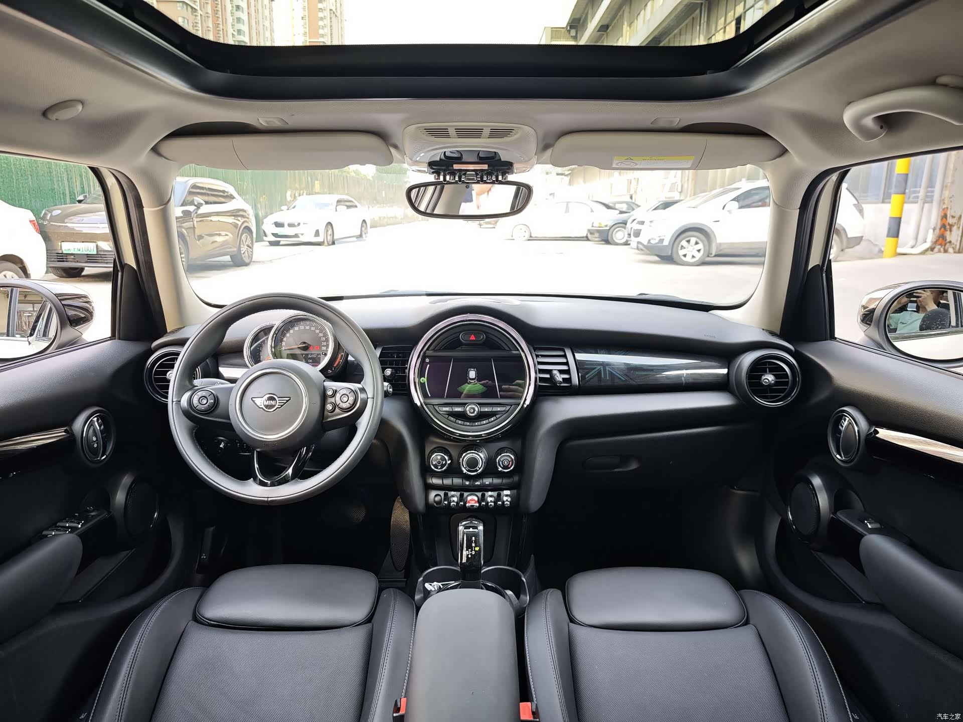 Mini Cooper, 2020 все фото