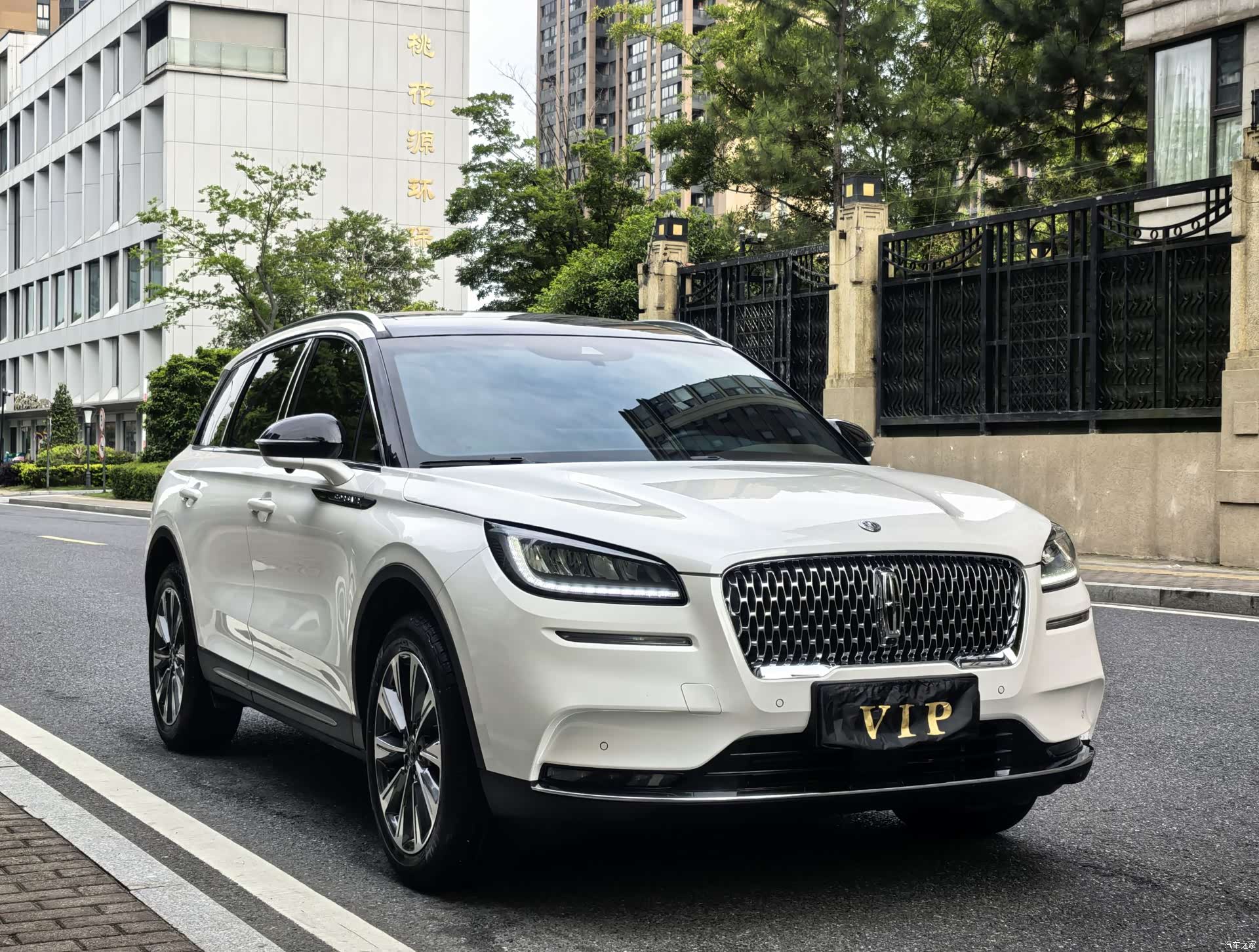 Lincoln Corsair, 2021 3