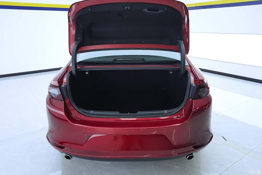 Mazda Mazda3, 2022 4