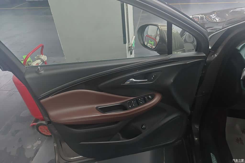 Buick Envision Plus, 2017 7