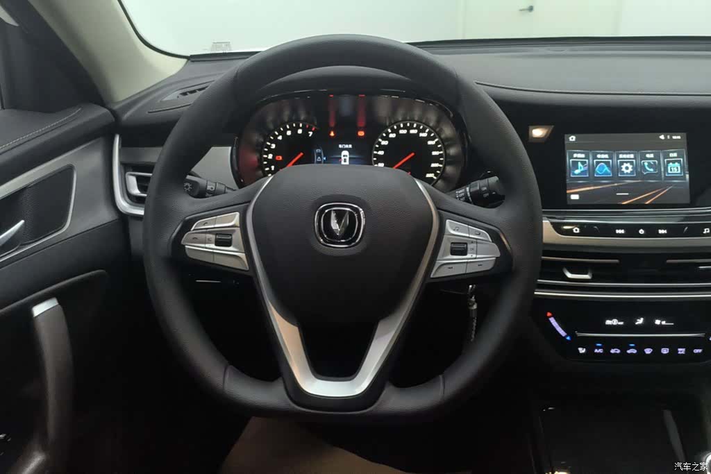 Changan CS35, 2020 15