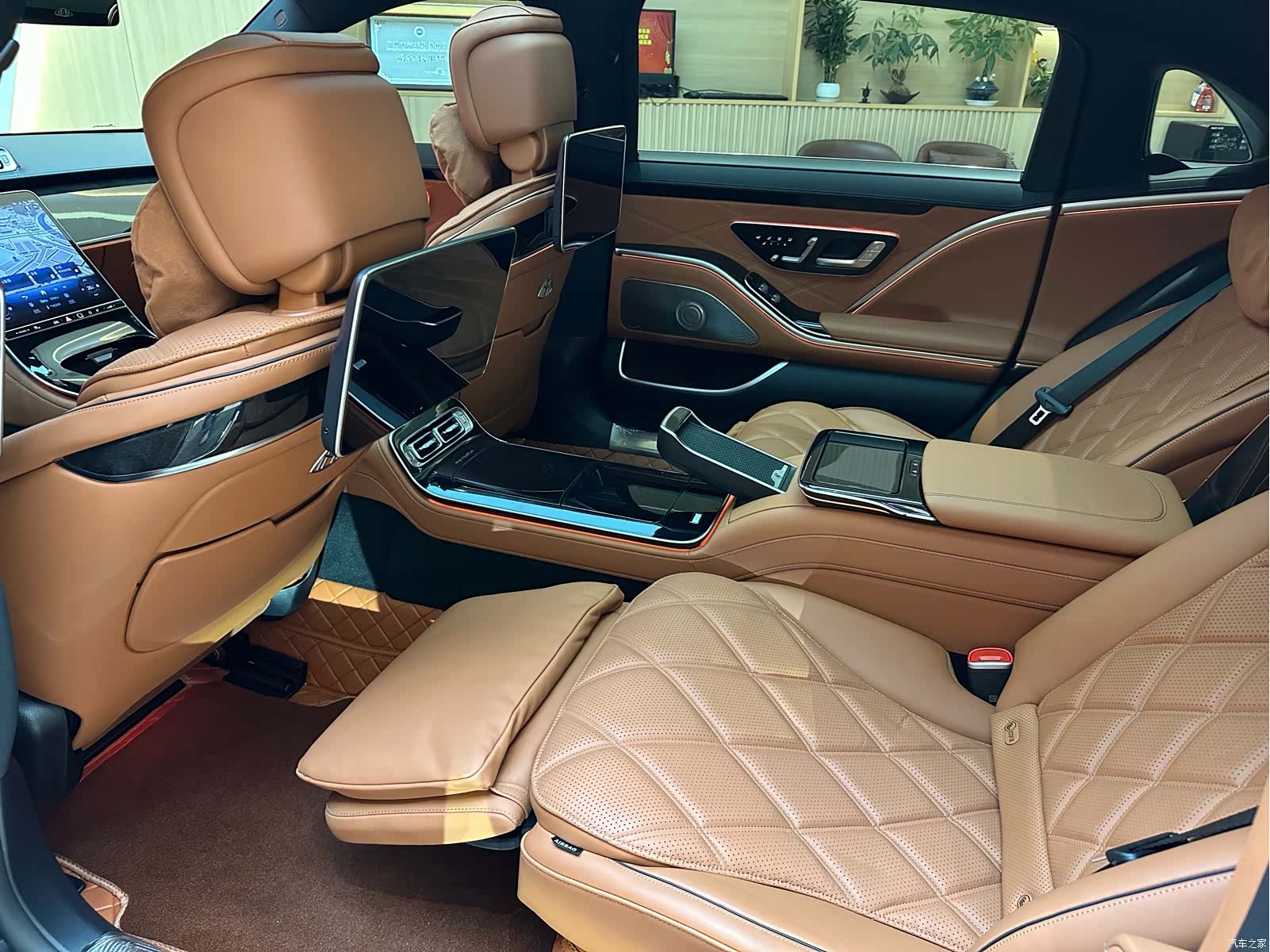 Maybach S-Class, 2023 23