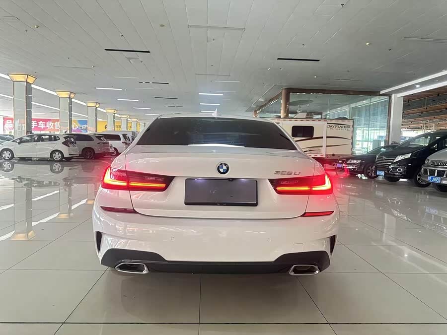 BMW 3 Series 2021, фото 3