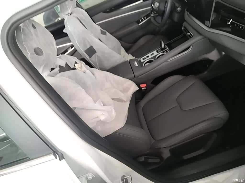 Geely Boyue, 2026 25