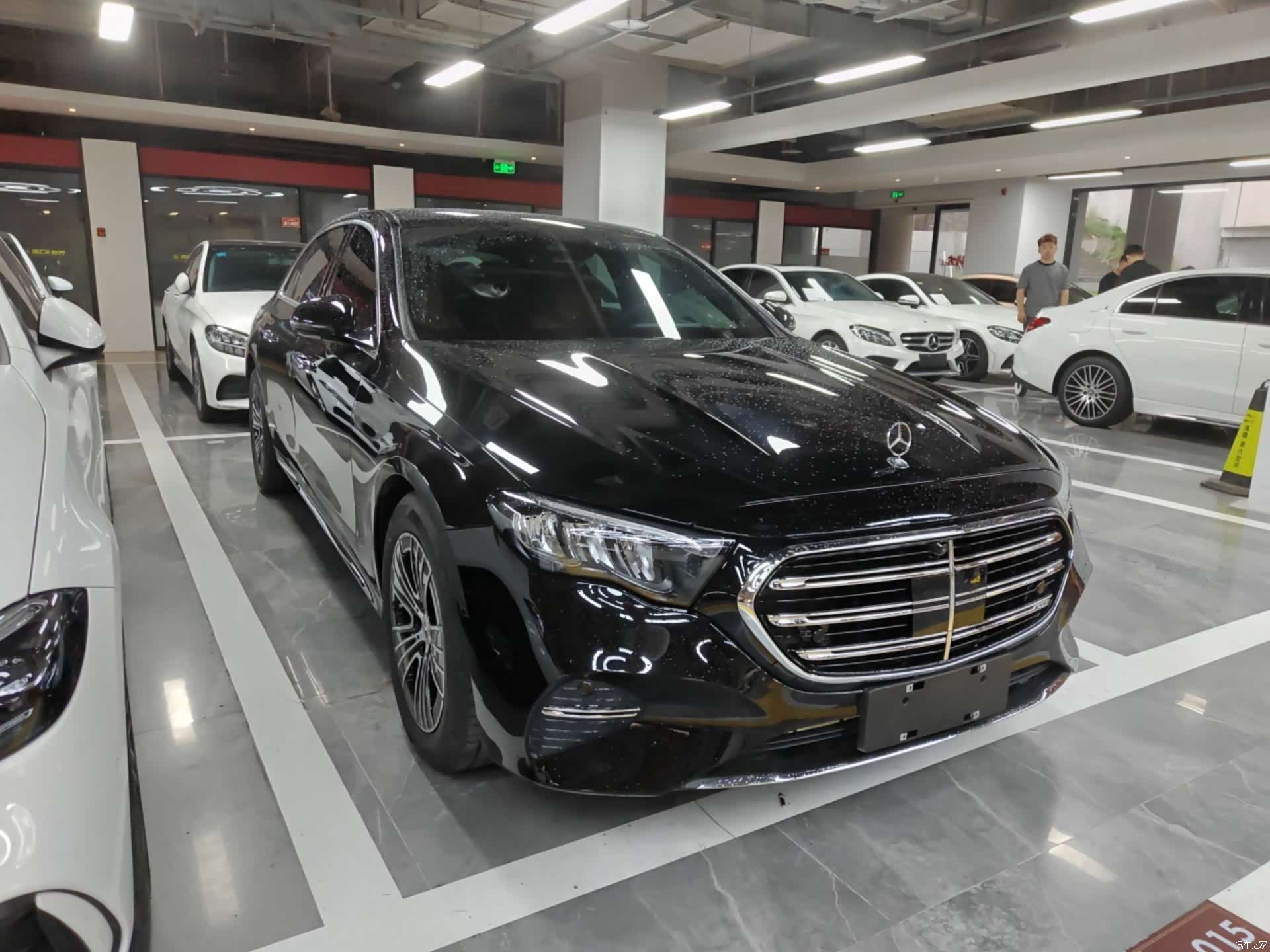 Mercedes-Benz E-Class, 2024 3