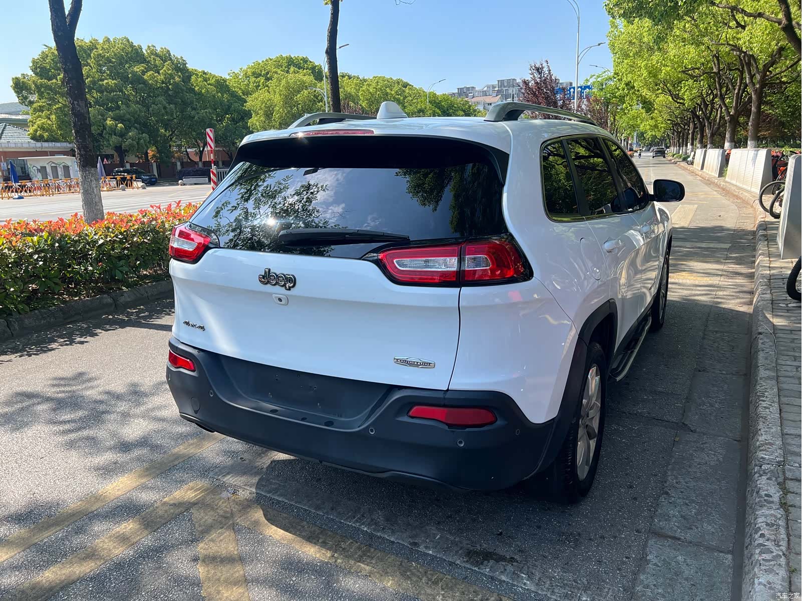 Jeep Cherokee, 2015 7