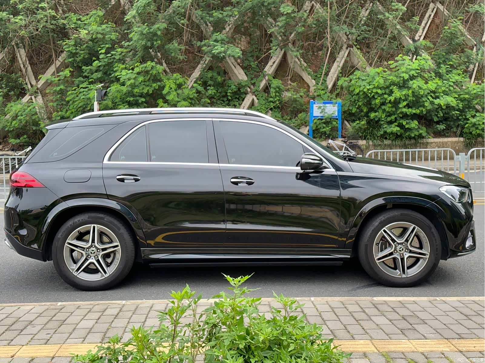 Mercedes-Benz GLE, 2024 3