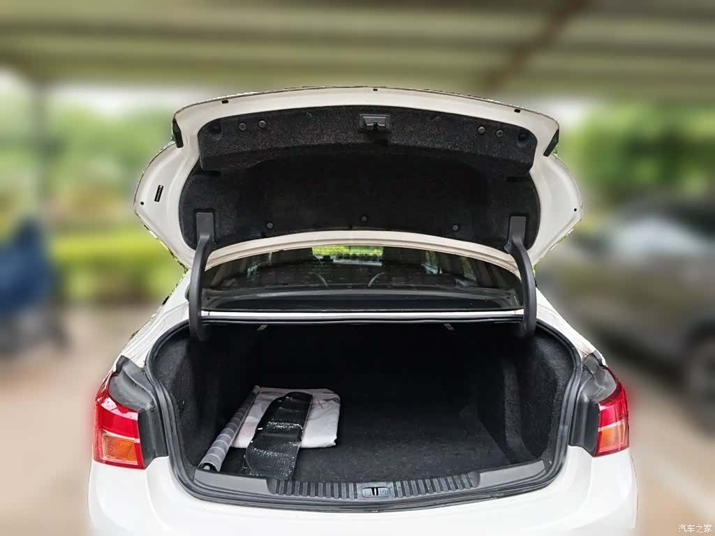 Buick Verano, 2017 10