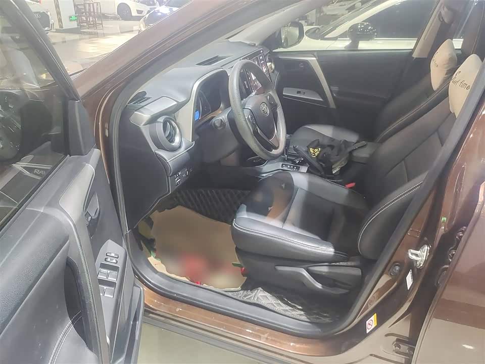 Toyota RAV4 Rongfang