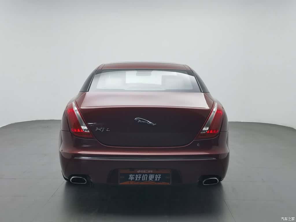 Jaguar XJ, 2012 4