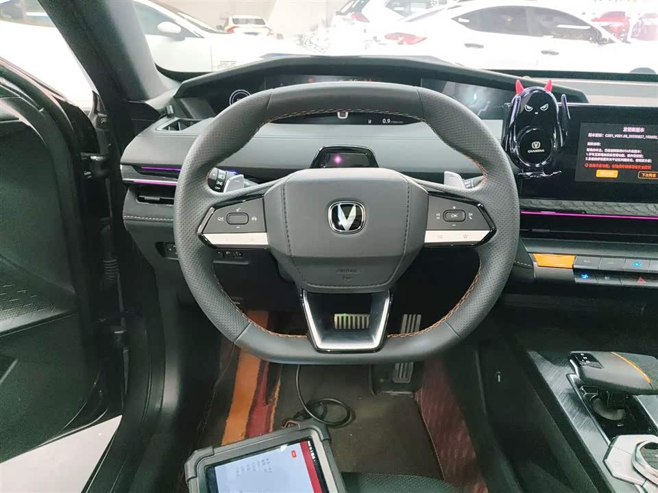 Changan UNI-V