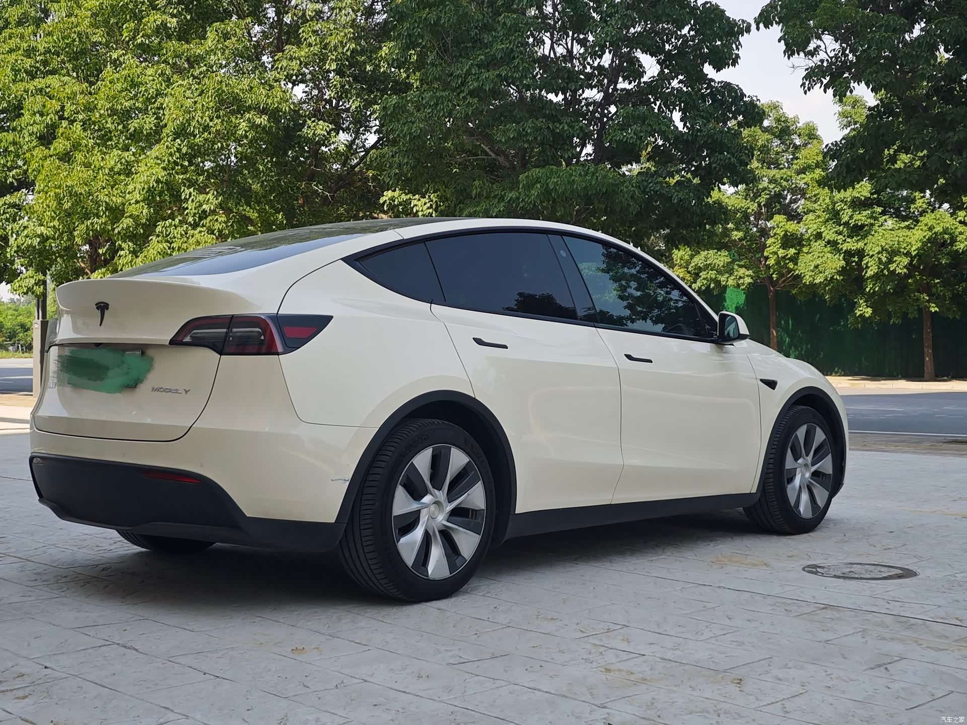 Tesla Model Y, 2021 9