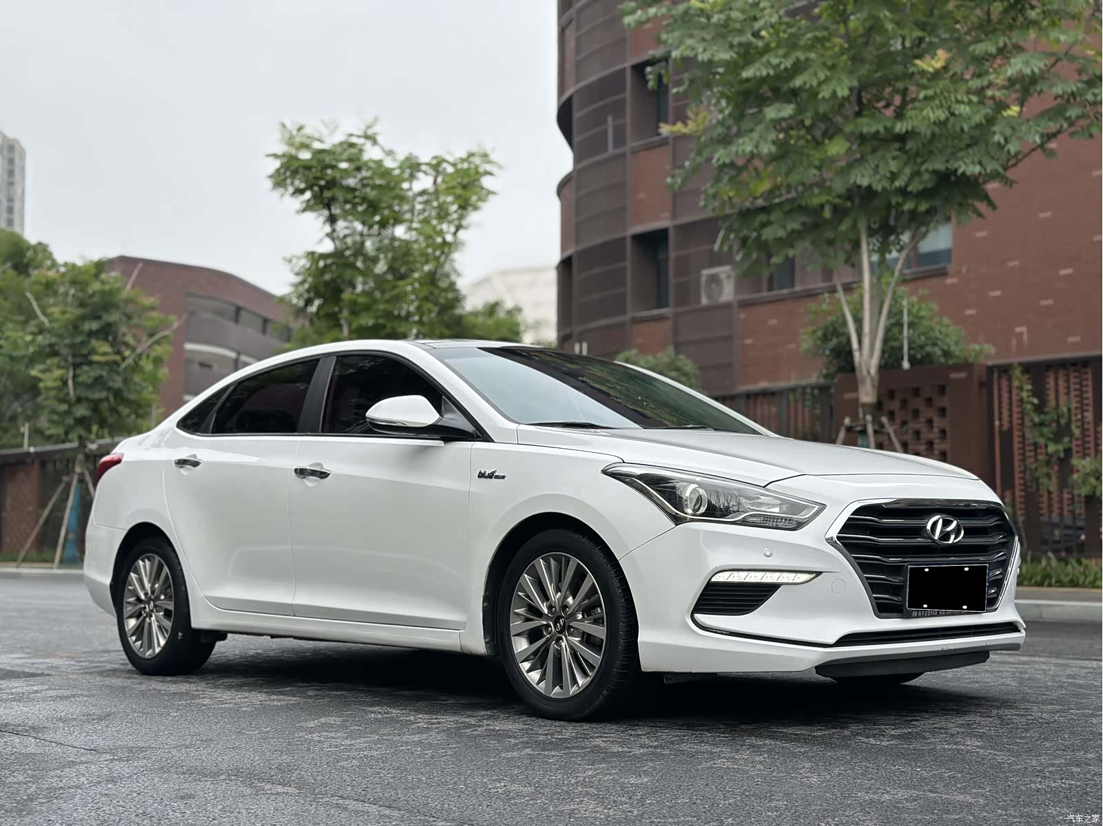 Hyundai GLS, 2017 2