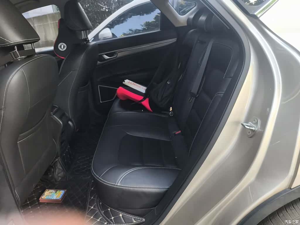 Geely Emgrand, 2019 14