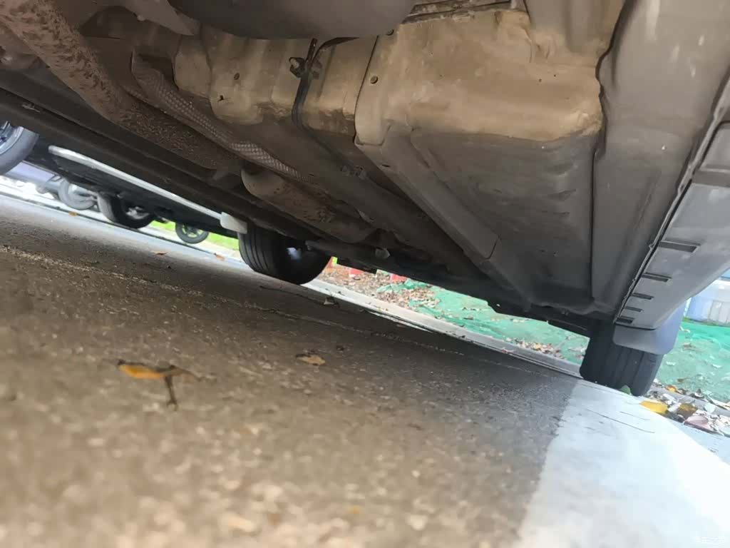Geely Emgrand, 2019 19