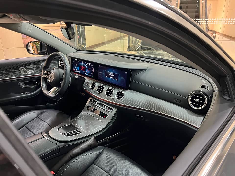 Mercedes-Benz E-class Mercedes-Benz E-class