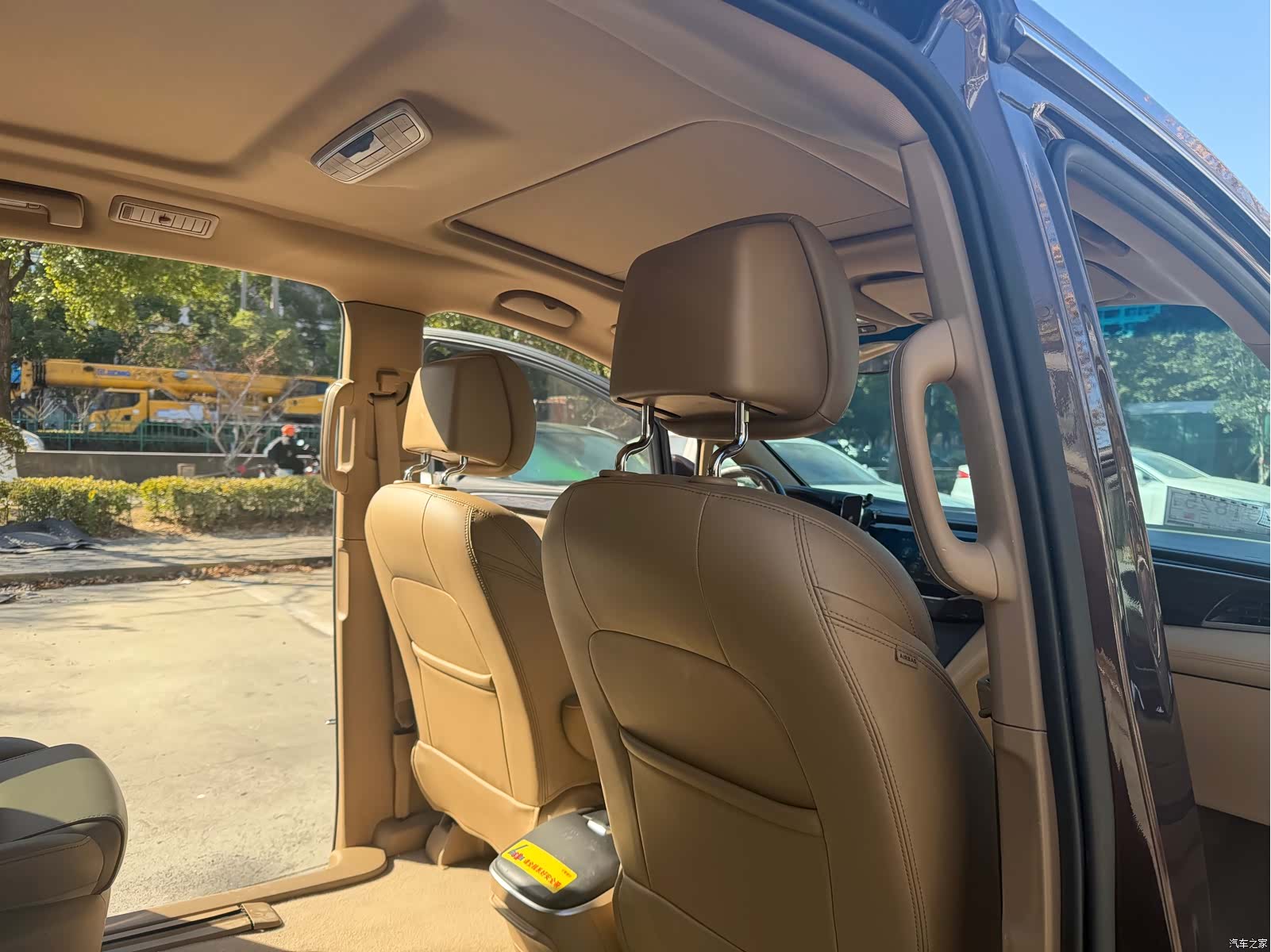 Buick GL8, 2019 8