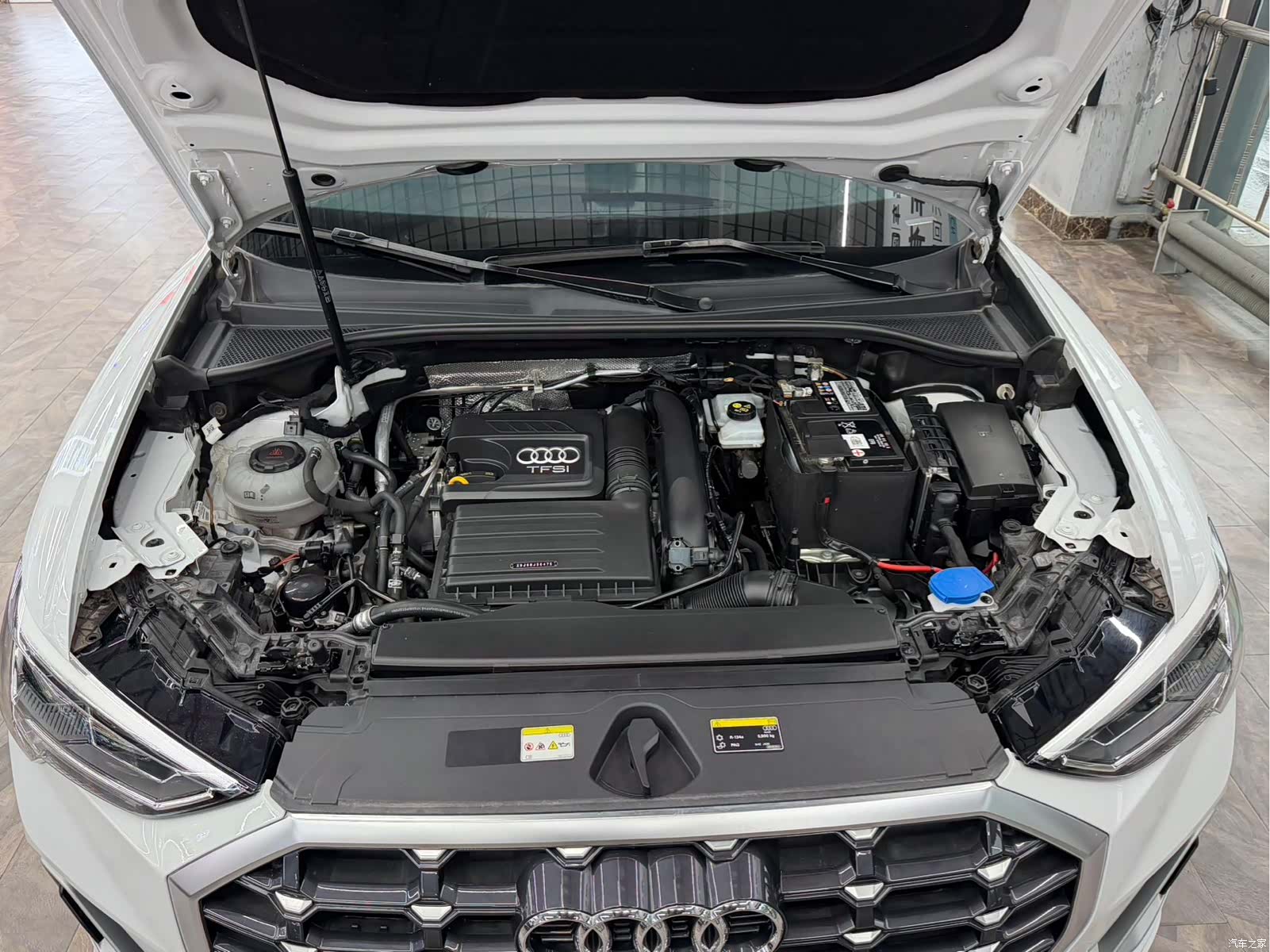 Audi Q3, 2023 11