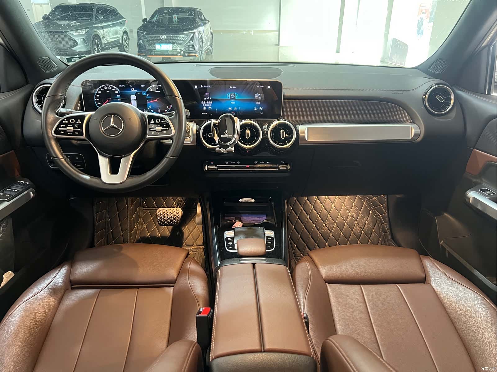Mercedes-Benz GLB, 2020 8