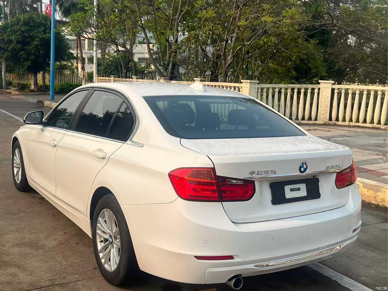 BMW 3 Series, 2014 11