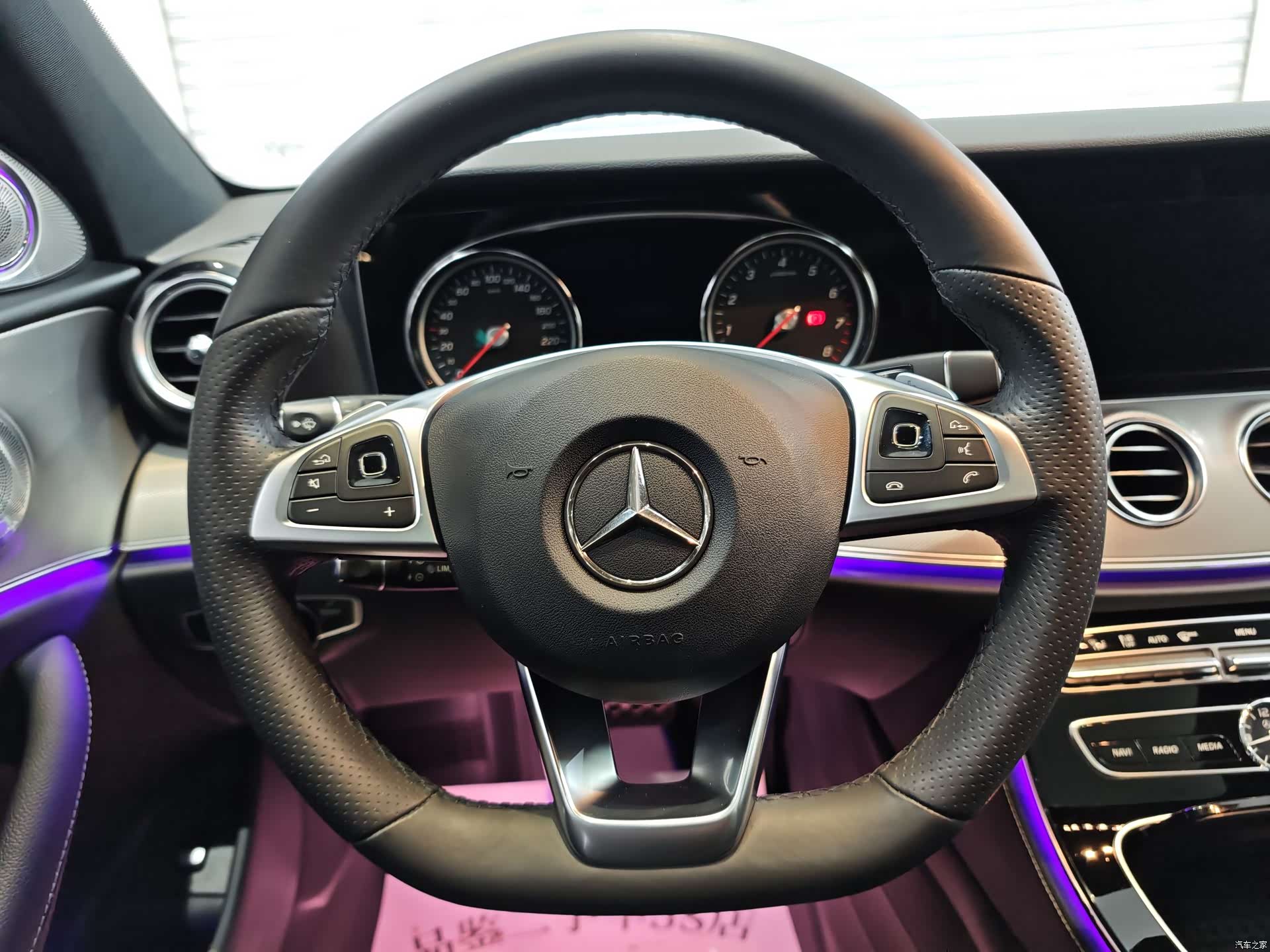 Mercedes-Benz E-Class, 2018 13