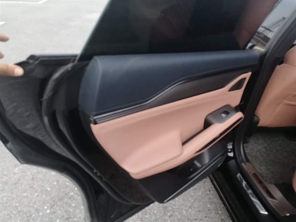BYD Song L EV