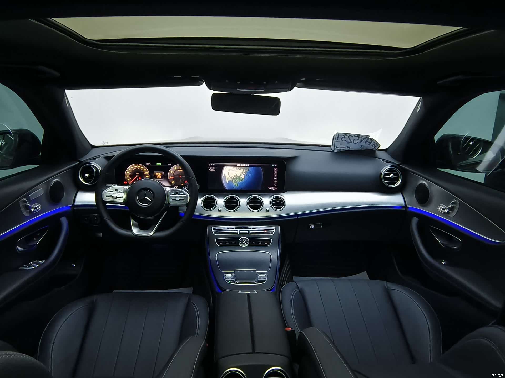 Mercedes-Benz E-Class, 2019 6