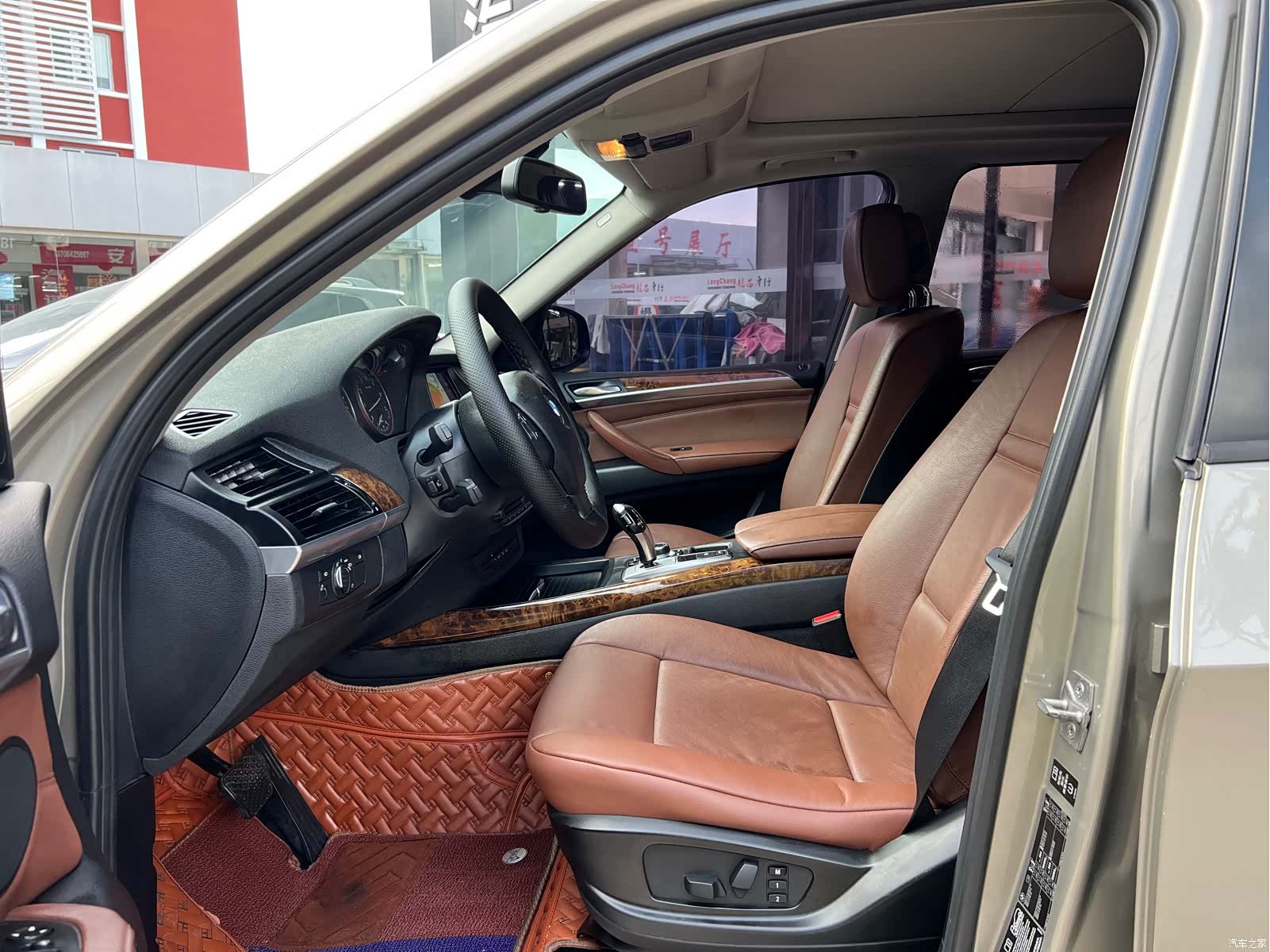 BMW X5, 2012 8