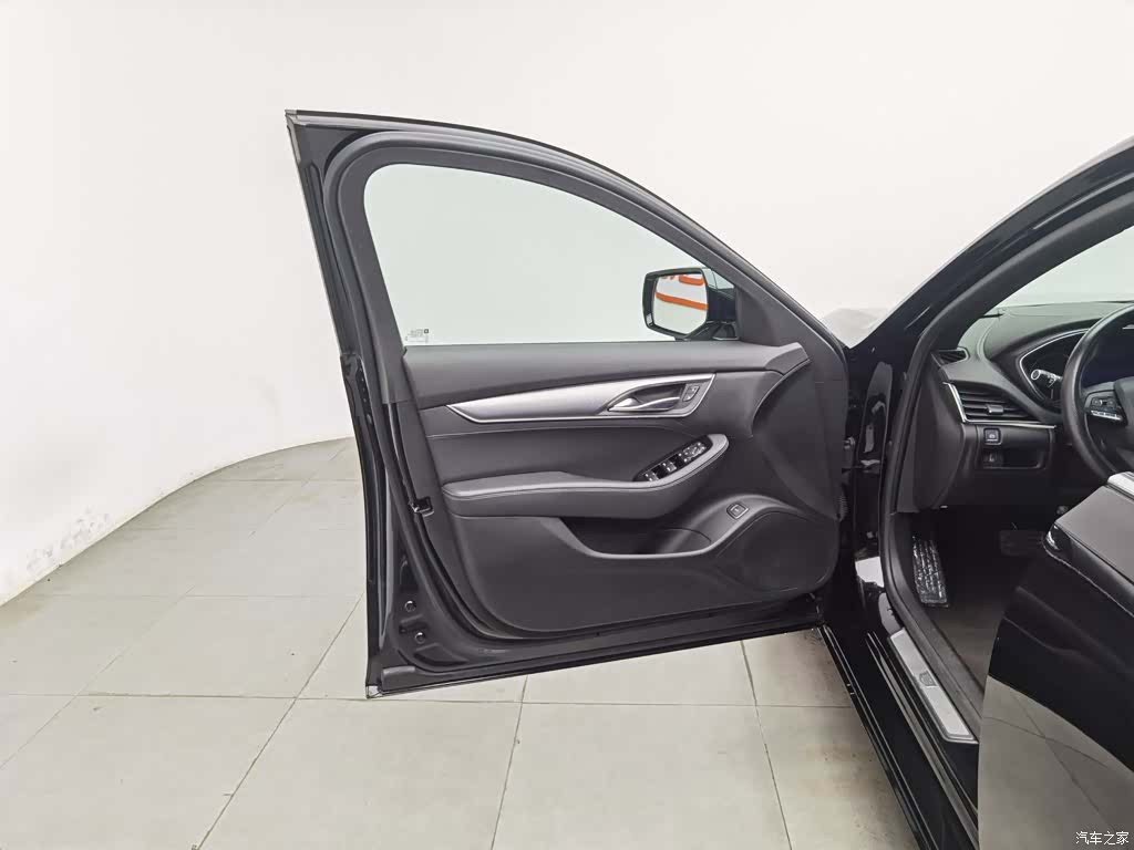 Cadillac CT5, 2022 8