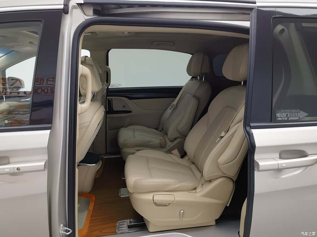 Buick GL8, 2022 15