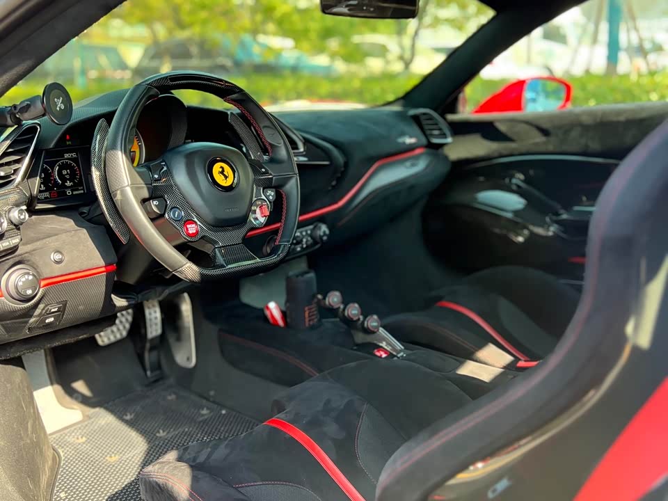 Ferrari 488