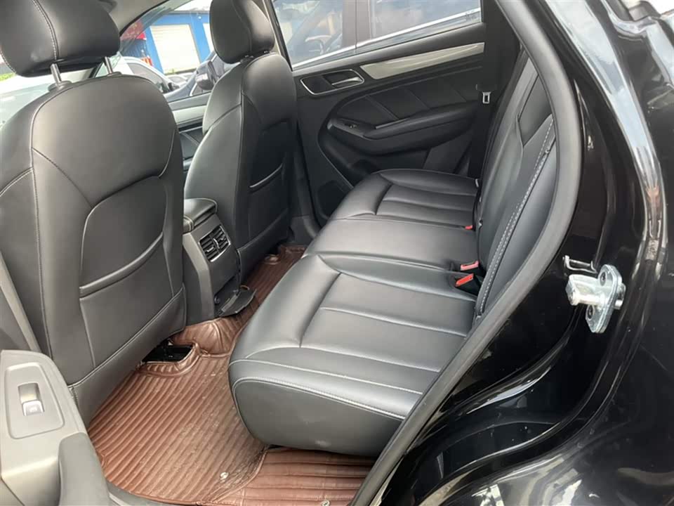 Roewe RX5 Roewe RX5