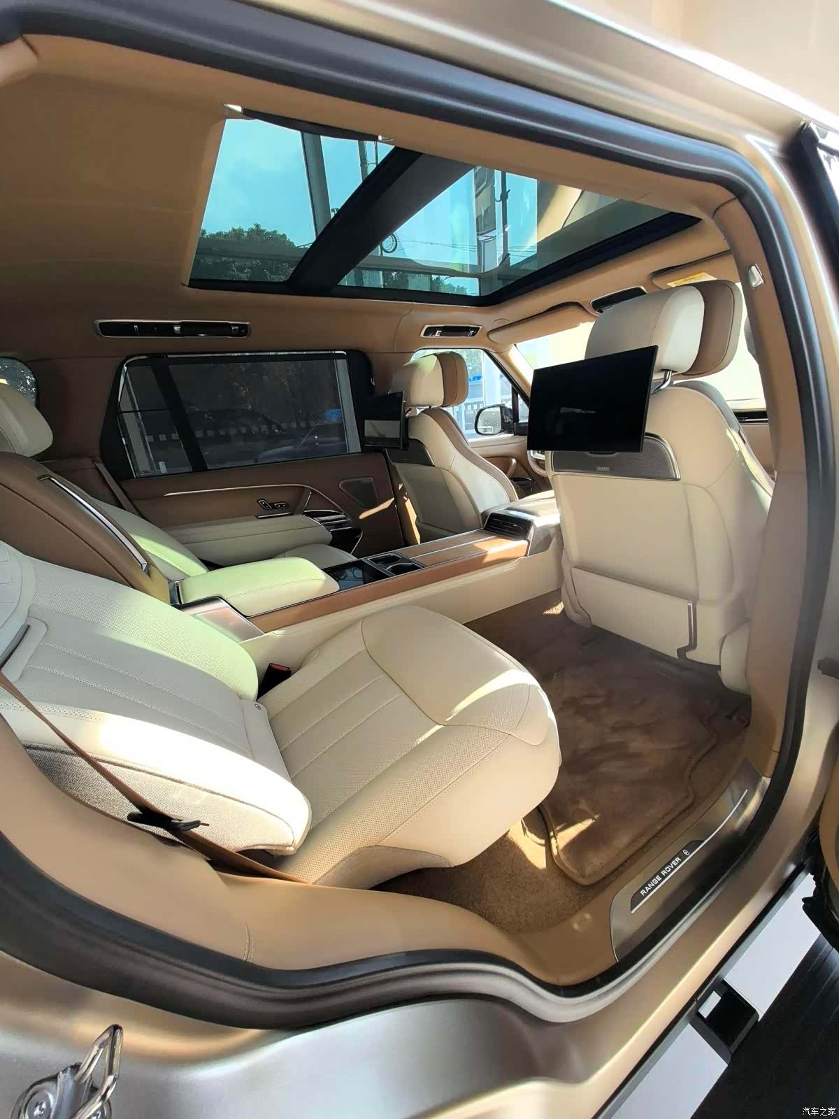 Land Rover Range Rover, 1900 все фото