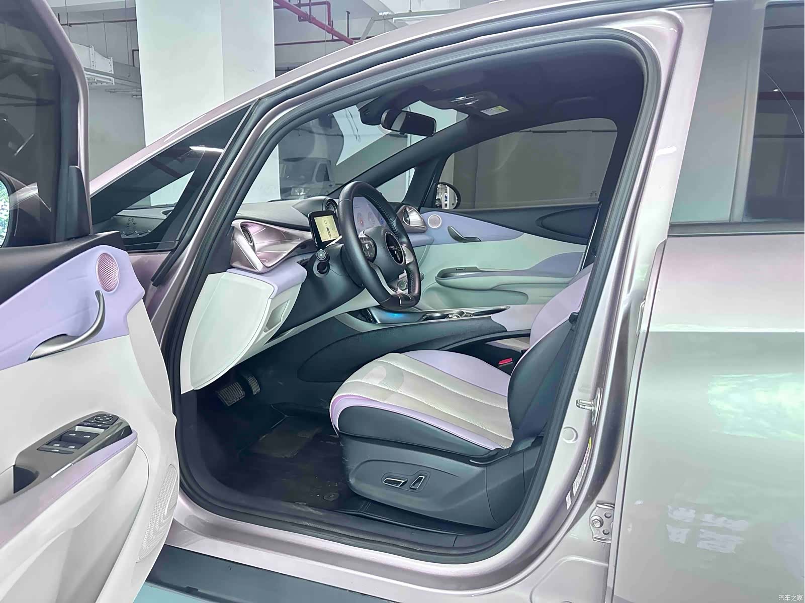 BYD Dolphin, 2023 7