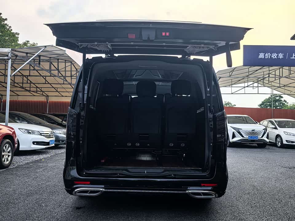 Mercedes-Benz Vito Mercedes-Benz Vito